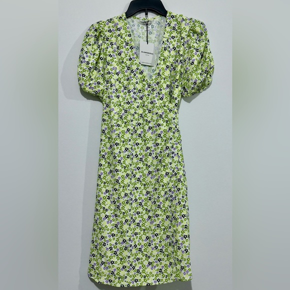 Glamorous Dresses & Skirts - Glamorous floral dress for women